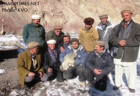 KVO officials and local people with the cub 