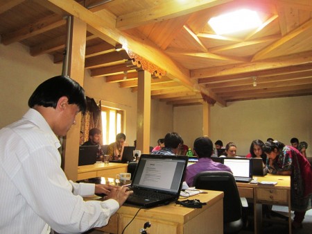 Youth receiving training on online resource mobilization in Gulmit i-Tech Training Center. 