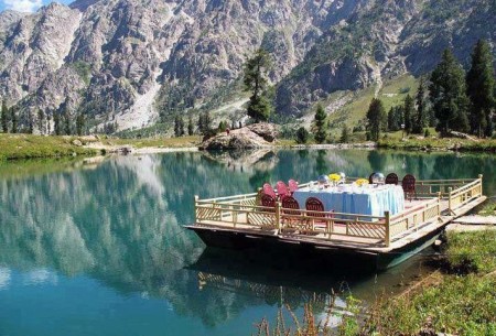 a-View-of-Domial-Lake-near-Skardu-Photos-of-Gilgit-Baltistan-Province