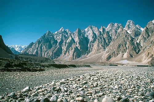 The view across the valley at Passu. Source: Flickr. Photo credit: Goth Phill. 