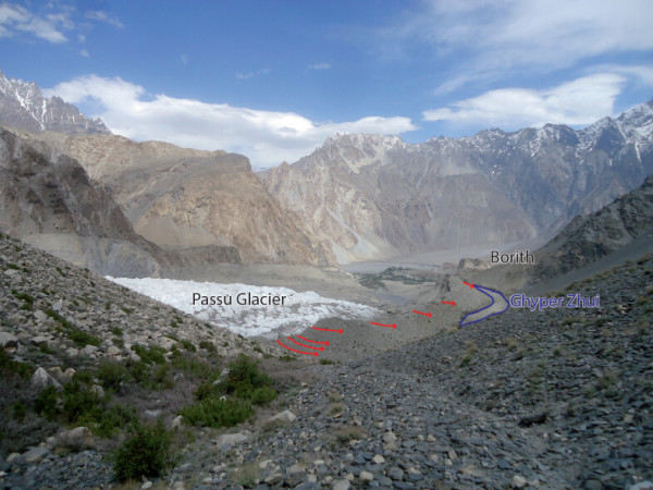 The Lake Ghyper Zhui fed by Passu Glacier via a number of channels (red arrows). The channels are desiccated due to limited glacier melt. (Photo credit: Sitira Parveen) 