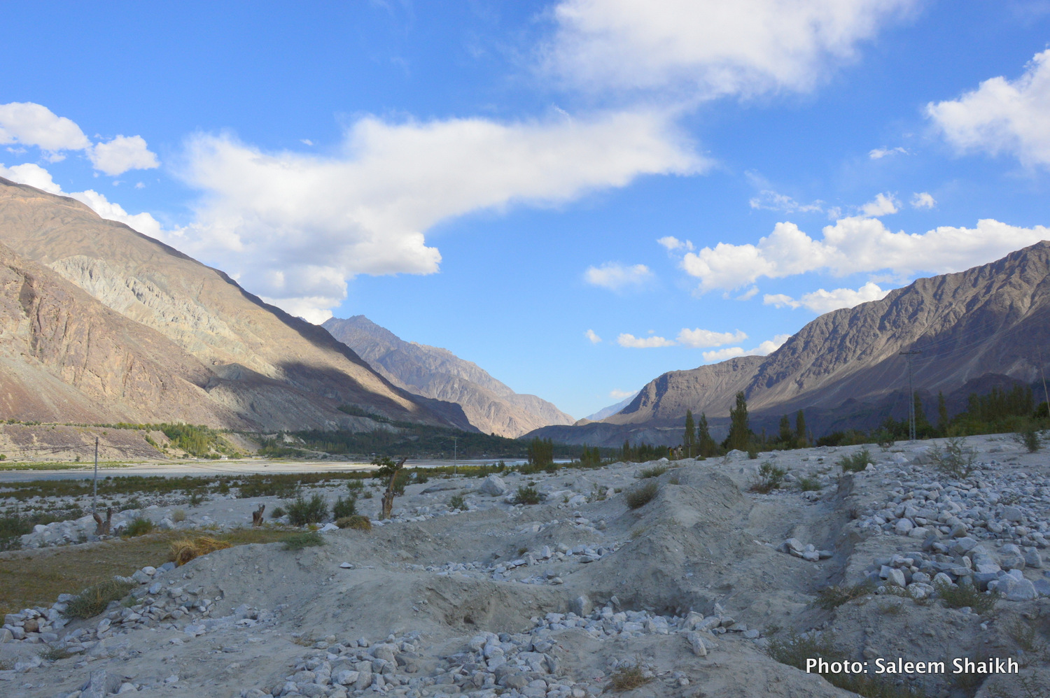 A view of once-fertile maize, potato and what fields now under the mud and heavy boulders washed down by the devastating 2010 flash flood in Damaas valley of Gilgit-Baltistan region’s scenic Ghizer district, Pakistan’s north. Photo credit: Saleem Shaikh