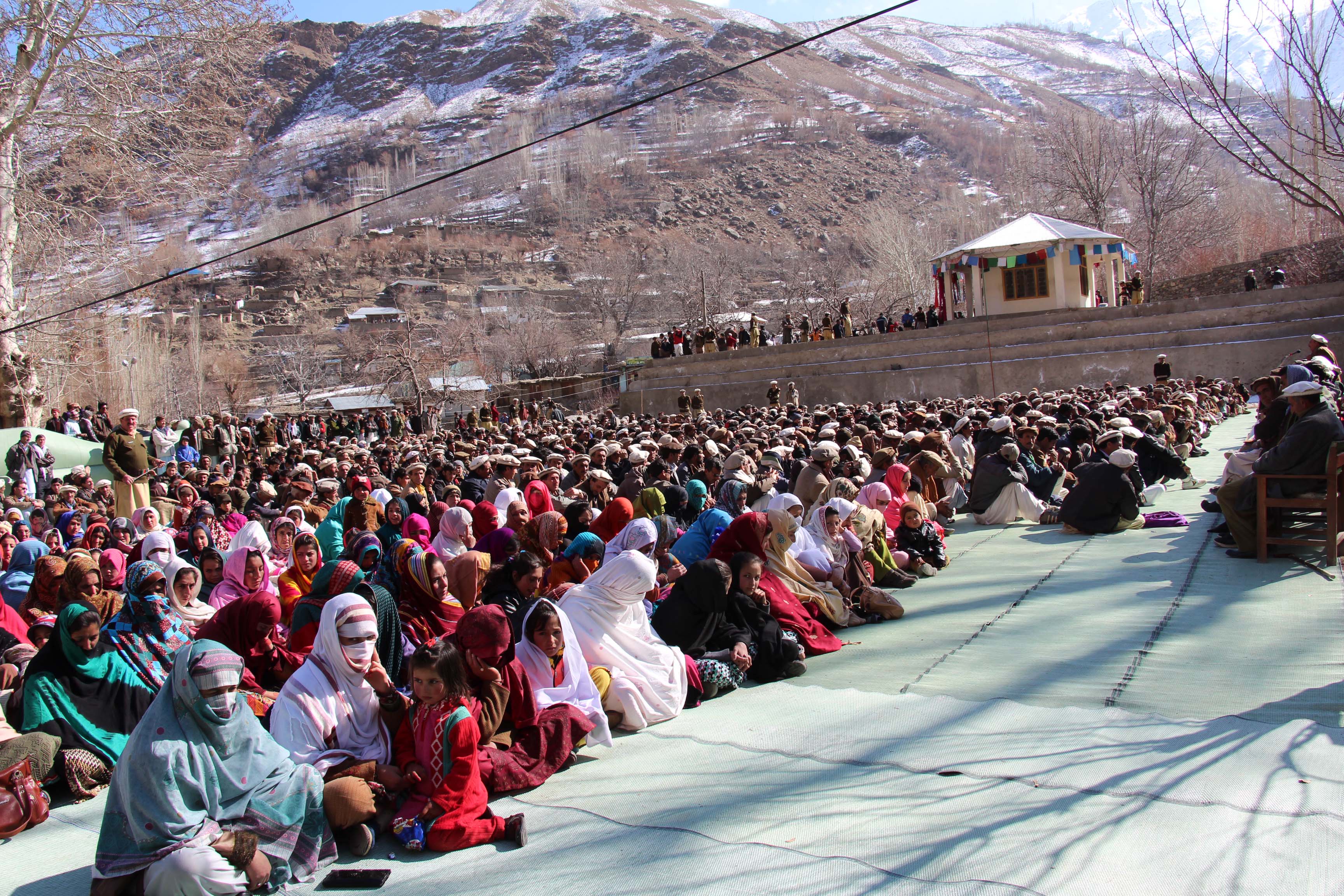 Thousands of women and men listen to the speakers as they highlight the teachings and life of Pir Nasir Khsuraw 