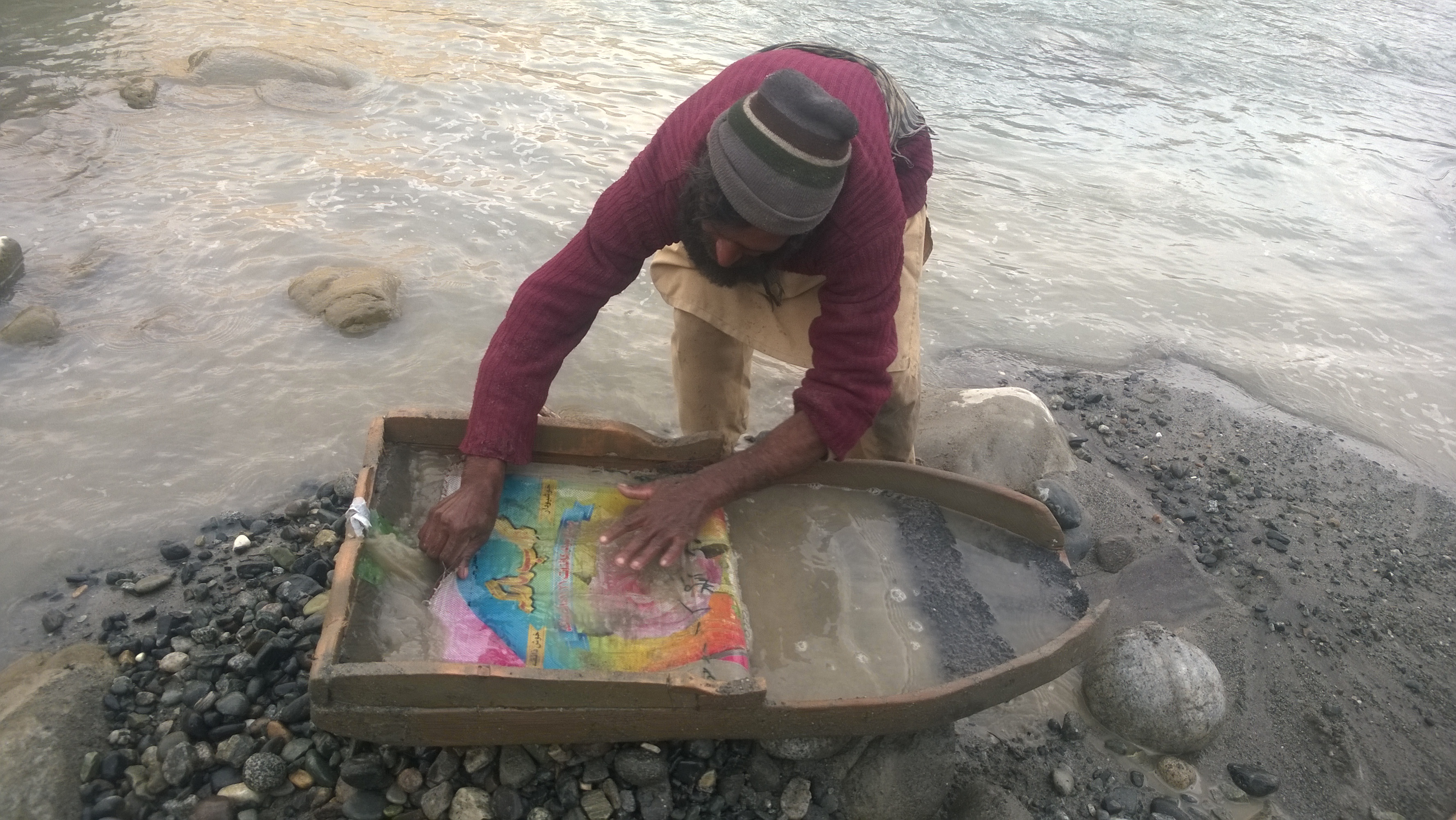 Search for Gold (4)